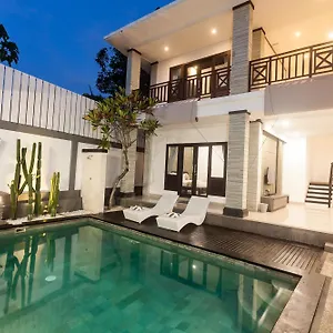 villa-maja.ubudhotelsnow.com/